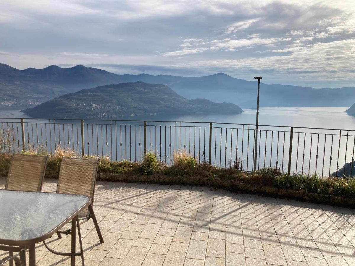 Appartamento Grande Terrazza Vista Lago Parzanica Exterior photo